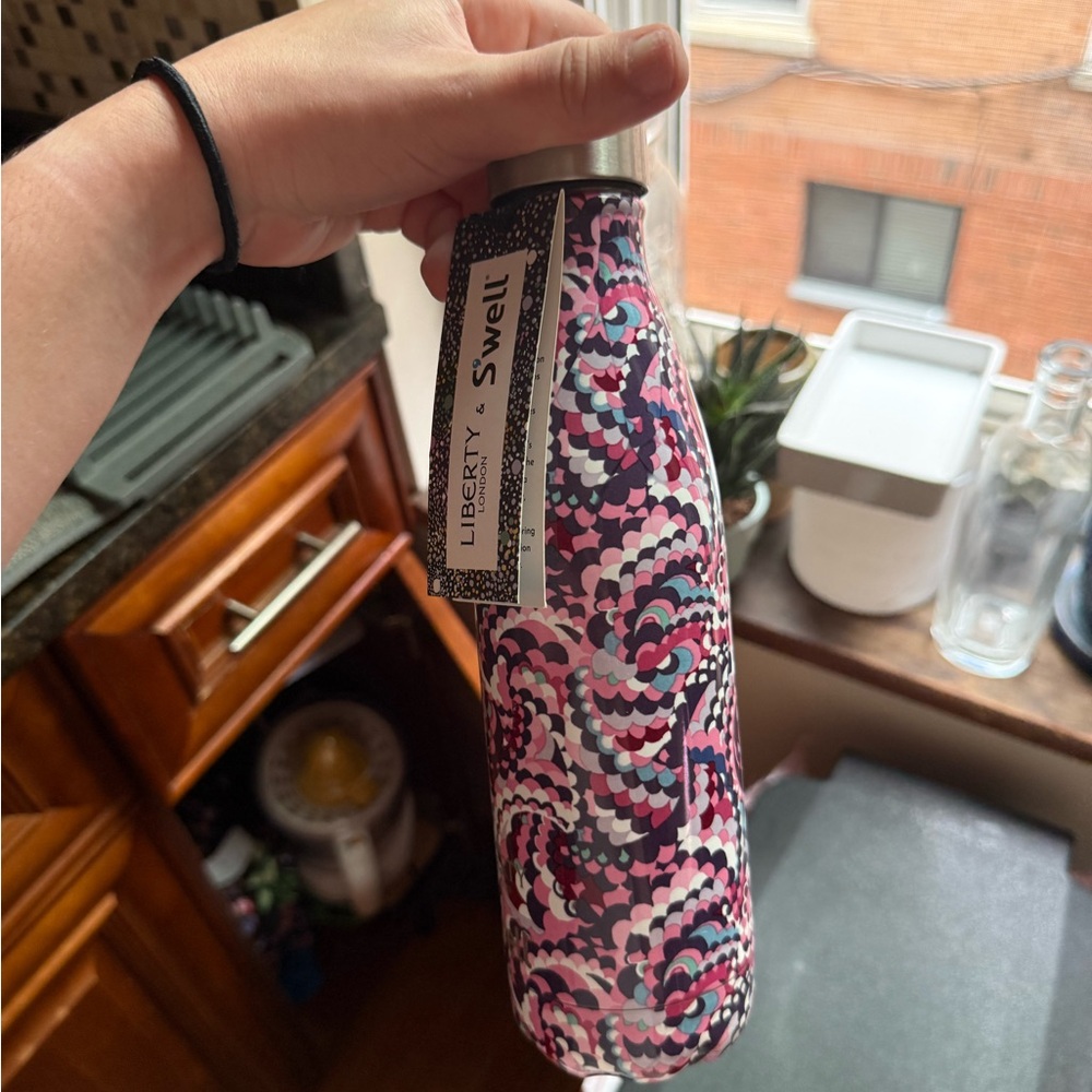 Swell Liberty Pink and Purple Patterned Bottle